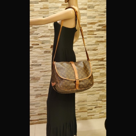 Louis Vuitton Shoulder Bag Saumur35 - Picture 5 of 15